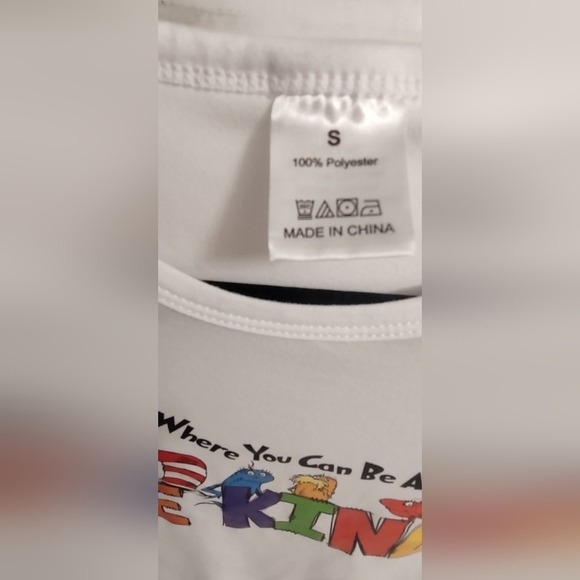 Dr. Seuss' Be Kind T-Shirt - Picture 3 of 5